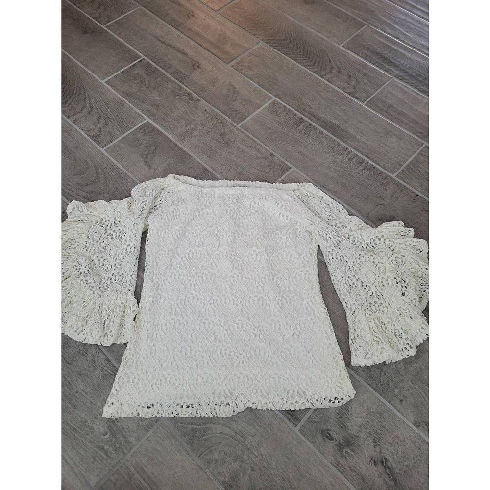 Boston Proper Crochet Off the Shoulder Top Size Small‎ Cream/Off White Color